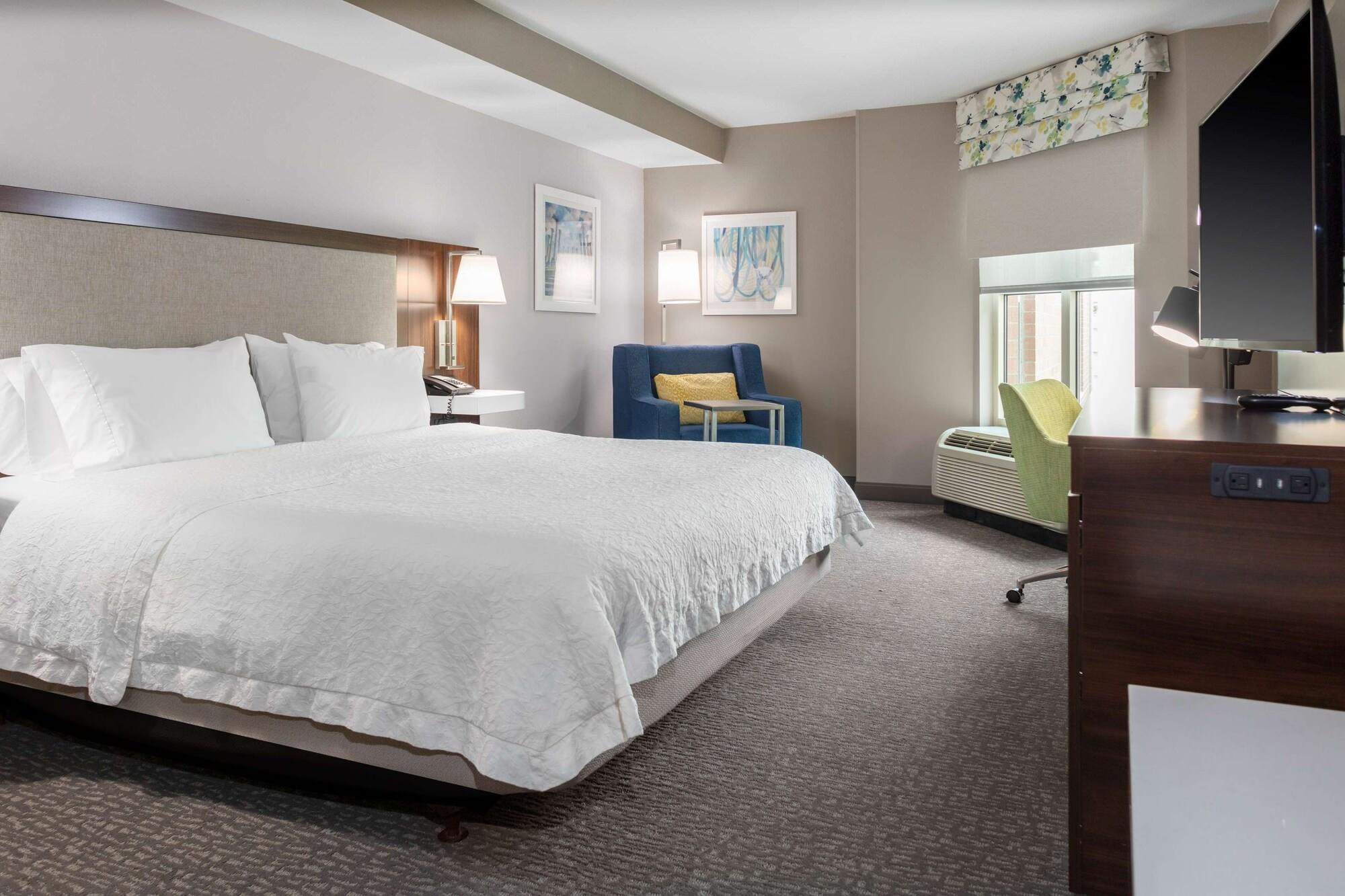 Hotel Hampton & Crystal Dca Arlington