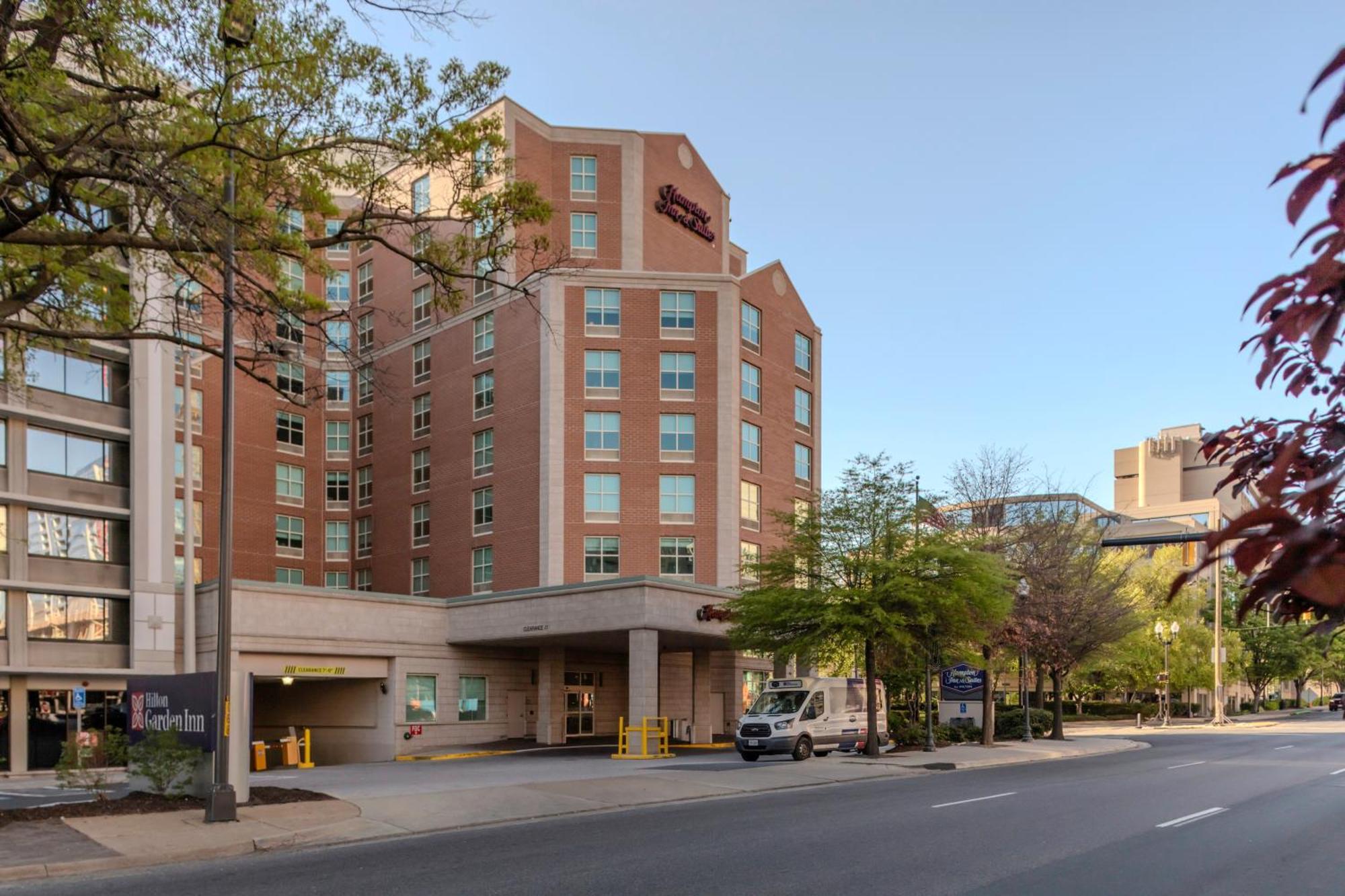 Hotel Hampton & Crystal Dca 3*